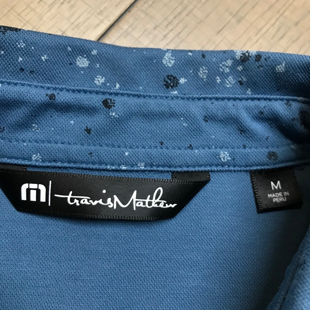 Travis Mathew Polo Shirt Mens Size M Blue Splatter Short Sleeve Golf Performance - Picture 3 of 11